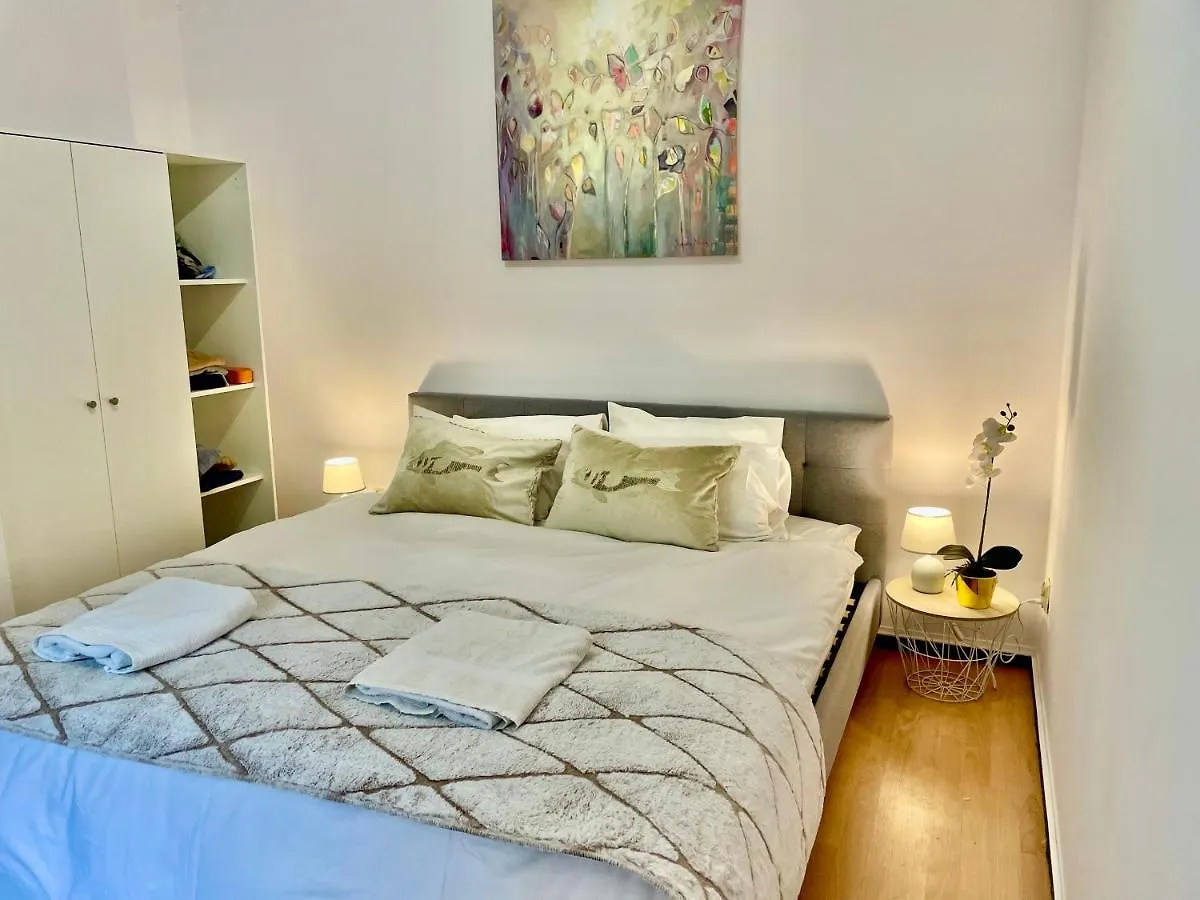 Warsaw Concierge Wola Ratusz Apartment