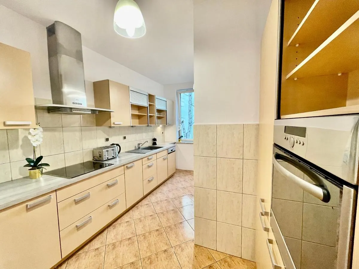 Warsaw Concierge Wola Ratusz Apartment