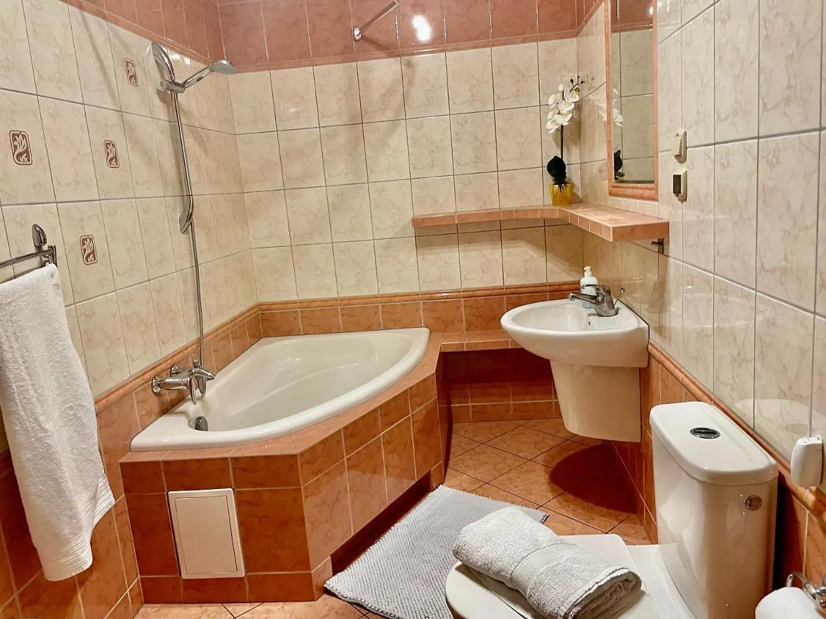 Warsaw Concierge Wola Ratusz Apartment